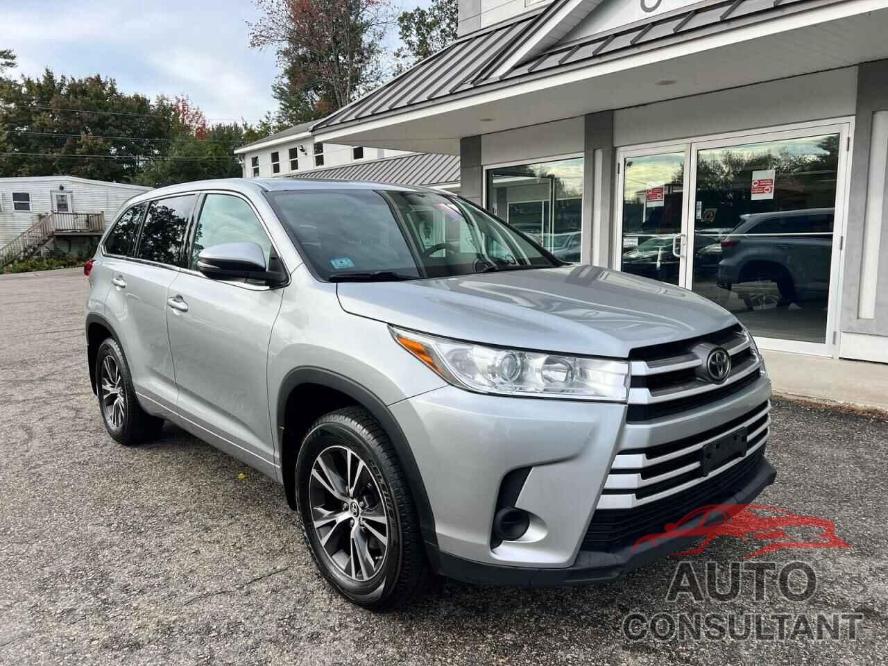 TOYOTA HIGHLANDER 2018 - 5TDBZRFH2JS915186
