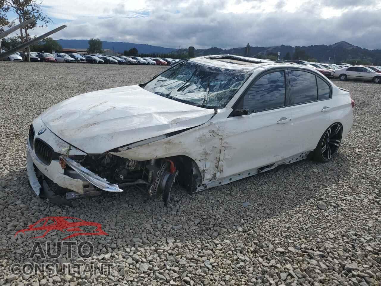 BMW 3 SERIES 2017 - WBA8B3C57HK777391