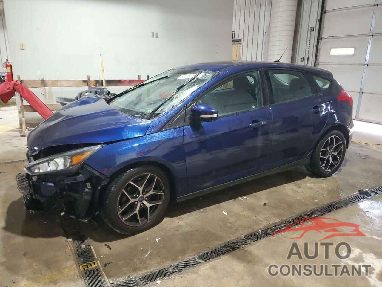 FORD FOCUS 2017 - 1FADP3M29HL243302