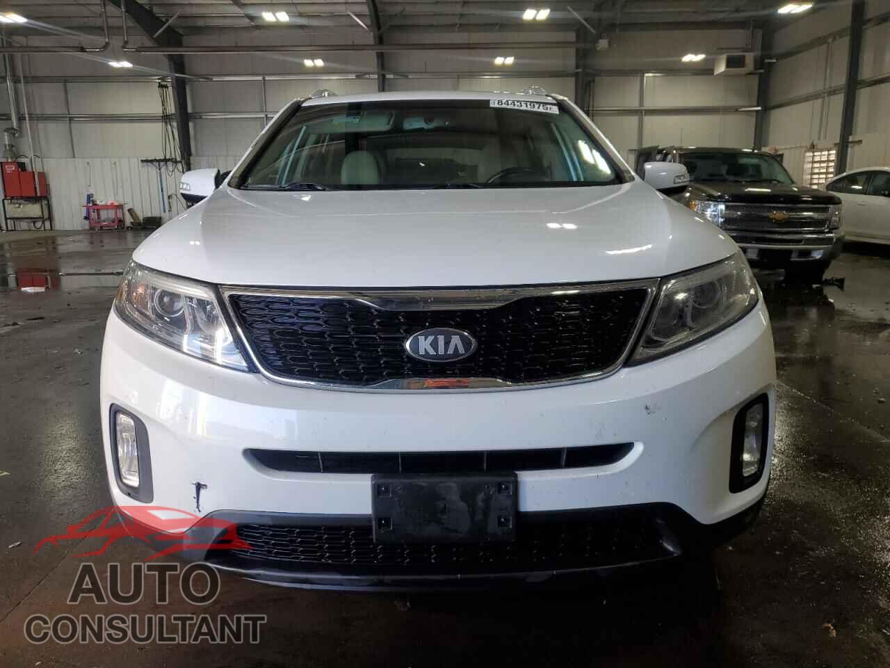 KIA SORENTO 2014 - 5XYKTCA65EG497021