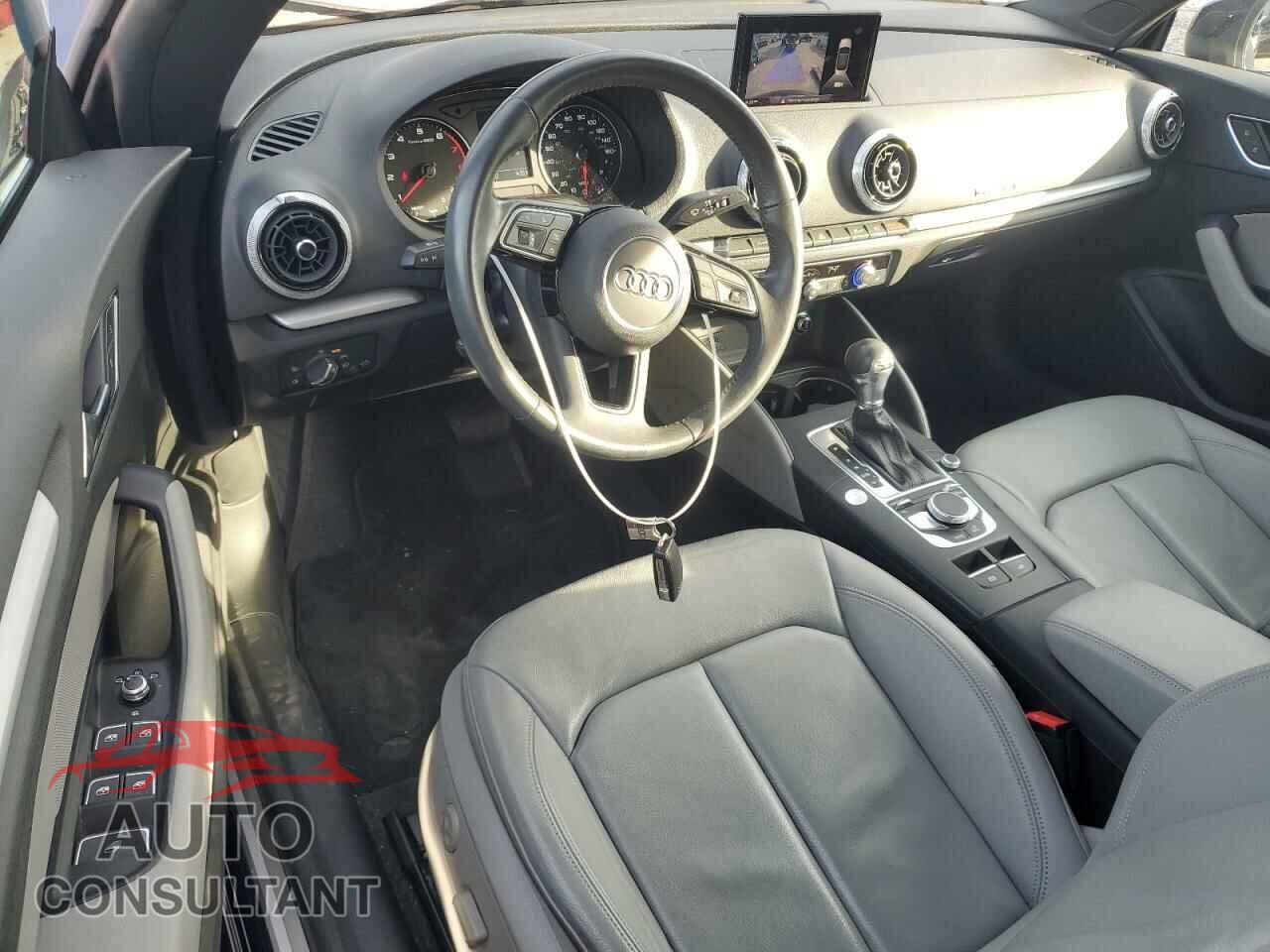 AUDI A3 2018 - WAU78LFF1J1059426