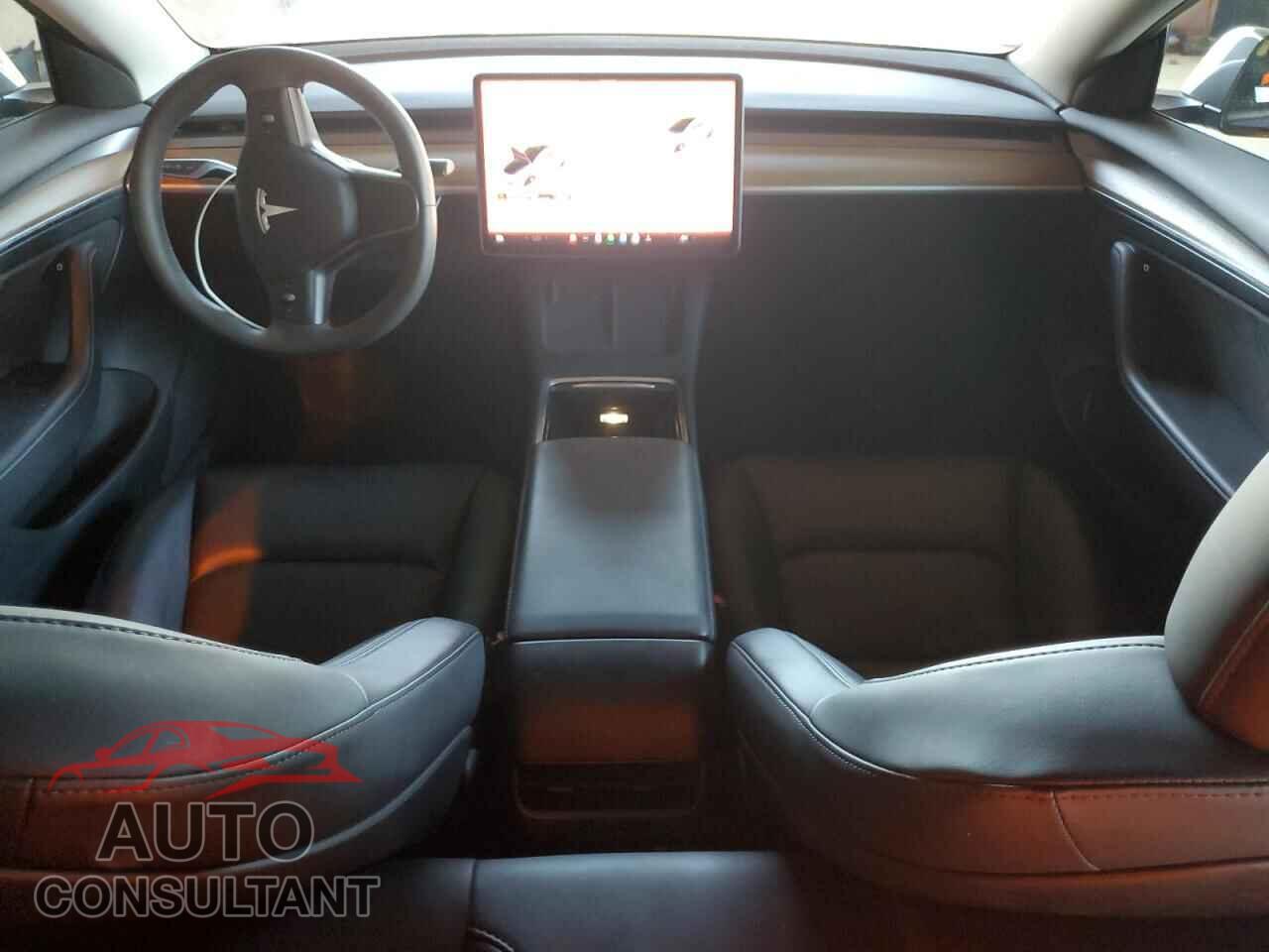 TESLA MODEL 3 2023 - 5YJ3E1EAXPF709133