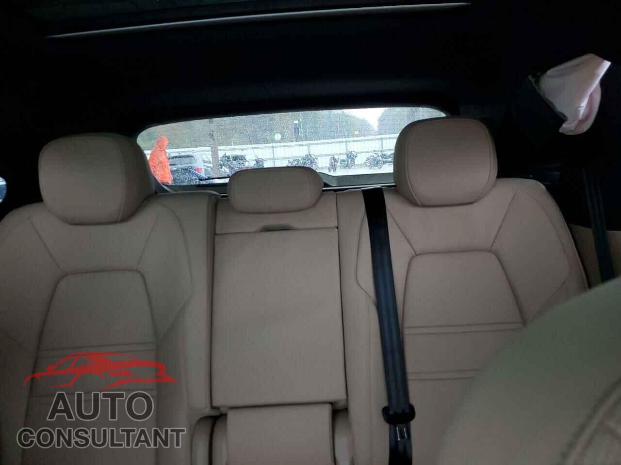 PORSCHE CAYENNE 2022 - WP1AA2AY6NDA02593