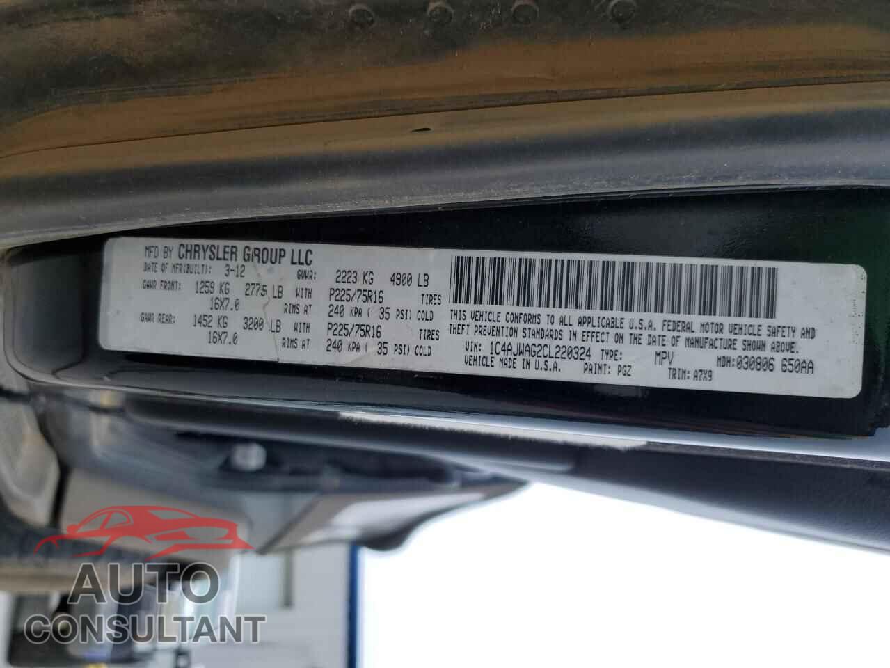 JEEP WRANGLER 2012 - 1C4AJWAG2CL220324
