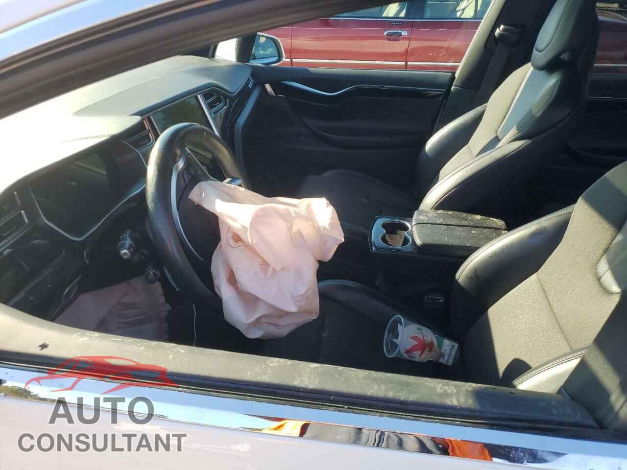 TESLA MODEL X 2017 - 5YJXCDE20HF071123