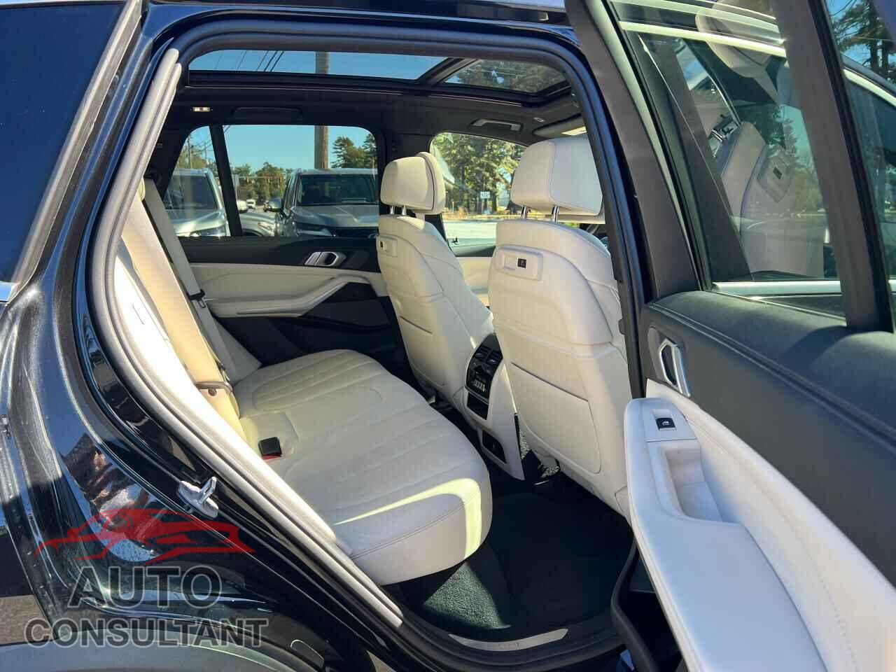 BMW X5 2021 - 5UXCR4C06M9F40686