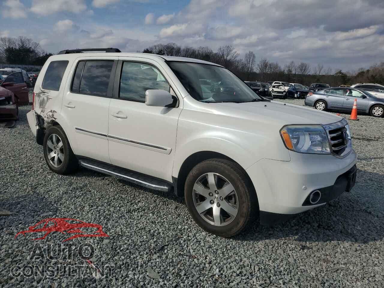 HONDA PILOT 2013 - 5FNYF4H94DB068417