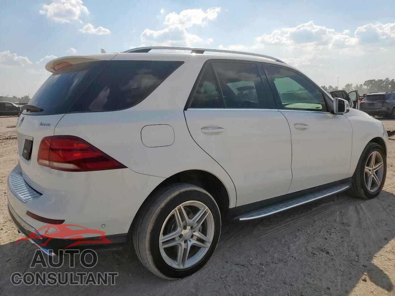 MERCEDES-BENZ GLE-CLASS 2017 - 4JGDA5JB4HA911171