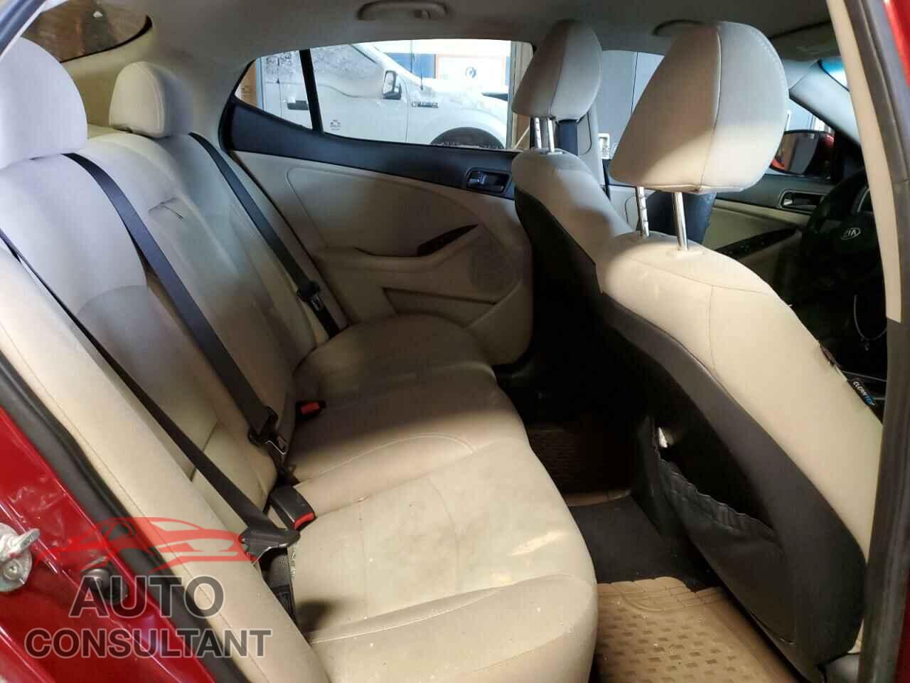 KIA OPTIMA 2015 - 5XXGM4A71FG355708