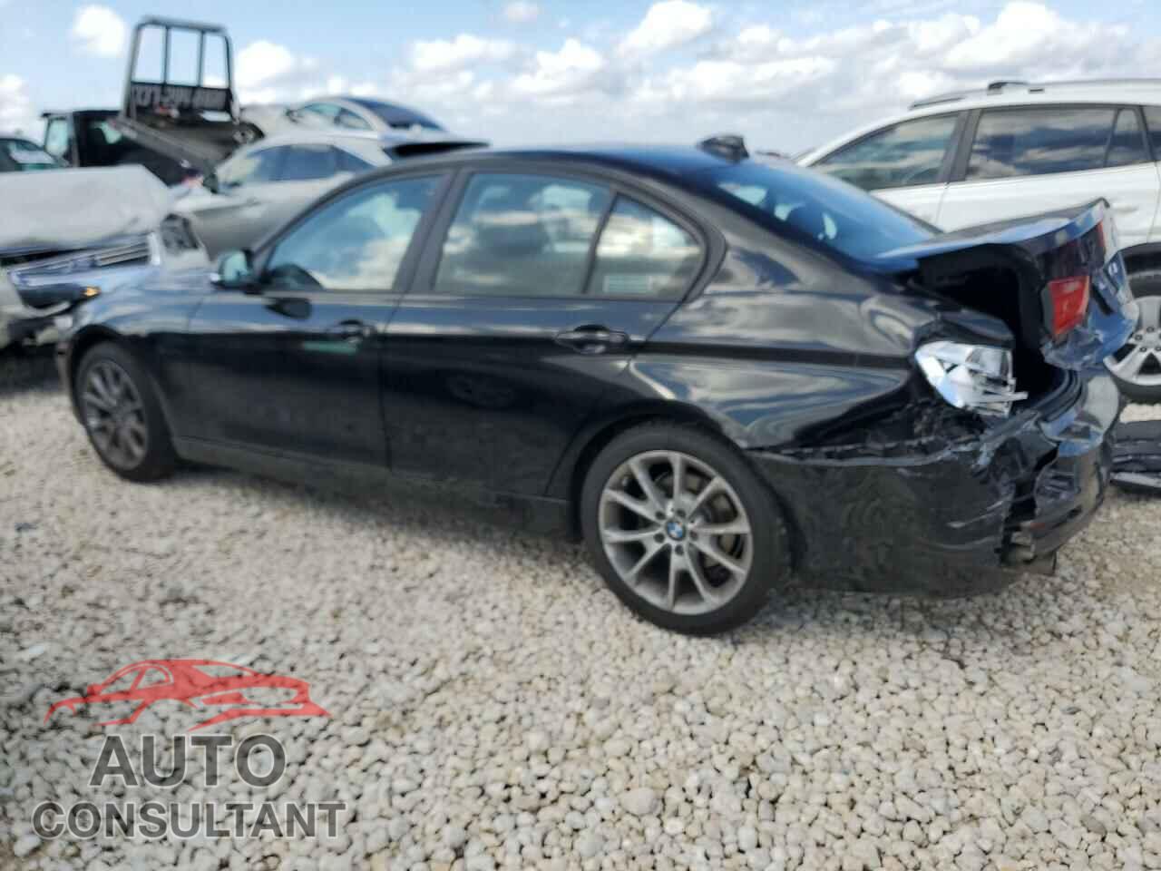 BMW 3 SERIES 2014 - WBA3B1G52ENT00547