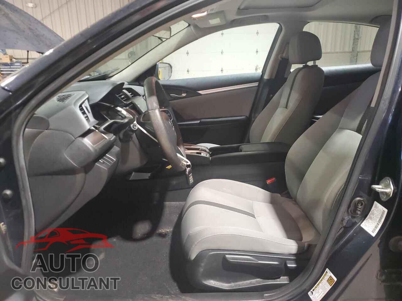 HONDA CIVIC 2018 - 2HGFC2F70JH516598