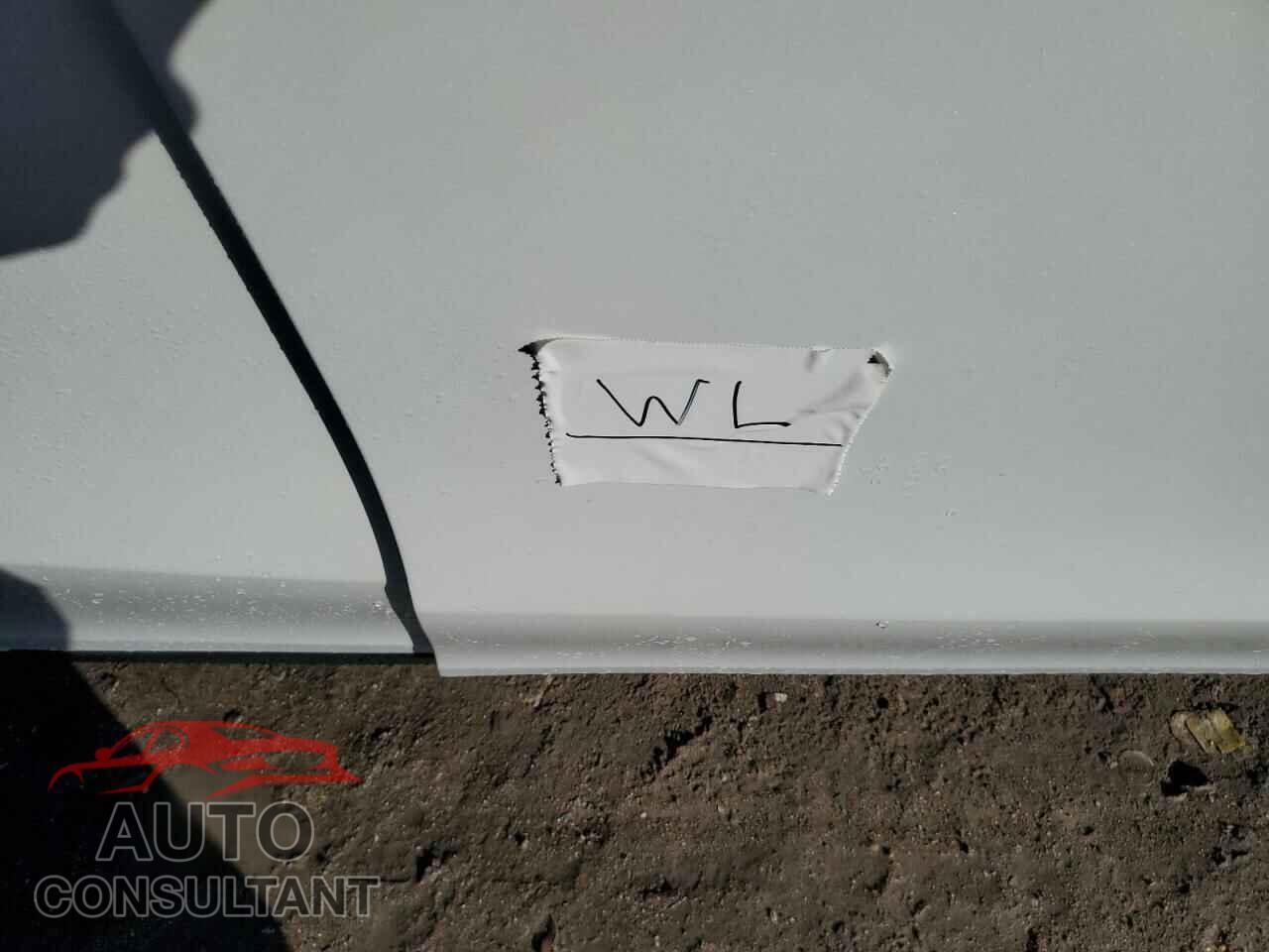 TESLA MODEL Y 2024 - 7SAYGDEE2RA309879