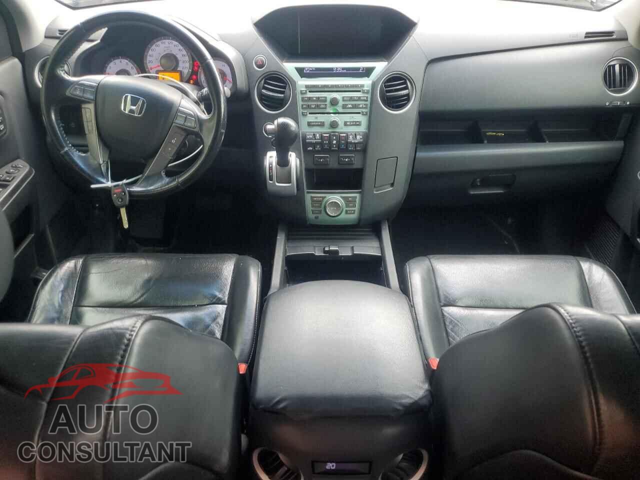 HONDA PILOT 2010 - 5FNYF4H99AB501130