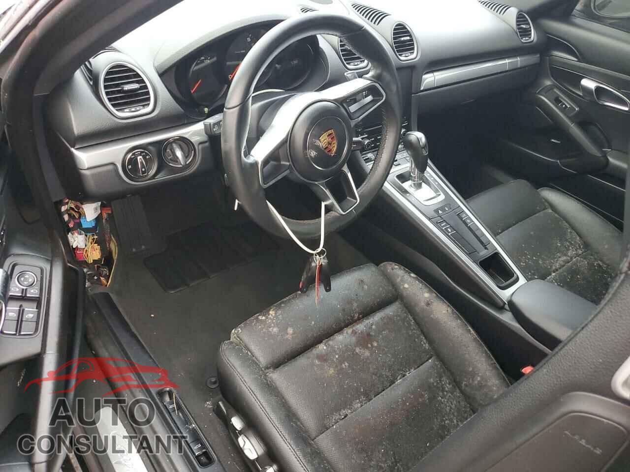 PORSCHE CAYMAN 2018 - WP0AA2A85JK261826