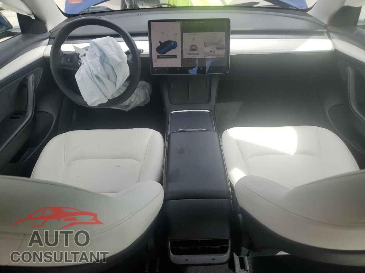 TESLA MODEL 3 2021 - 5YJ3E1EA3MF084523