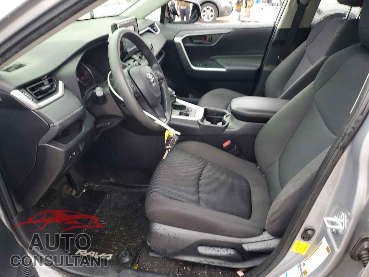 TOYOTA RAV4 2019 - JTMG1RFVXKD501783