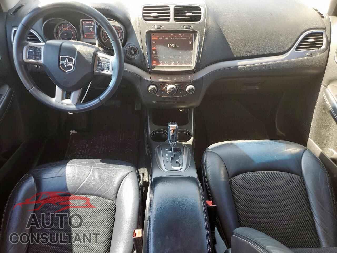DODGE JOURNEY 2015 - 3C4PDCGGXFT641546