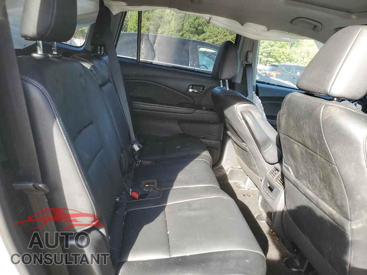 HONDA PILOT 2020 - 5FNYF6H51LB014242