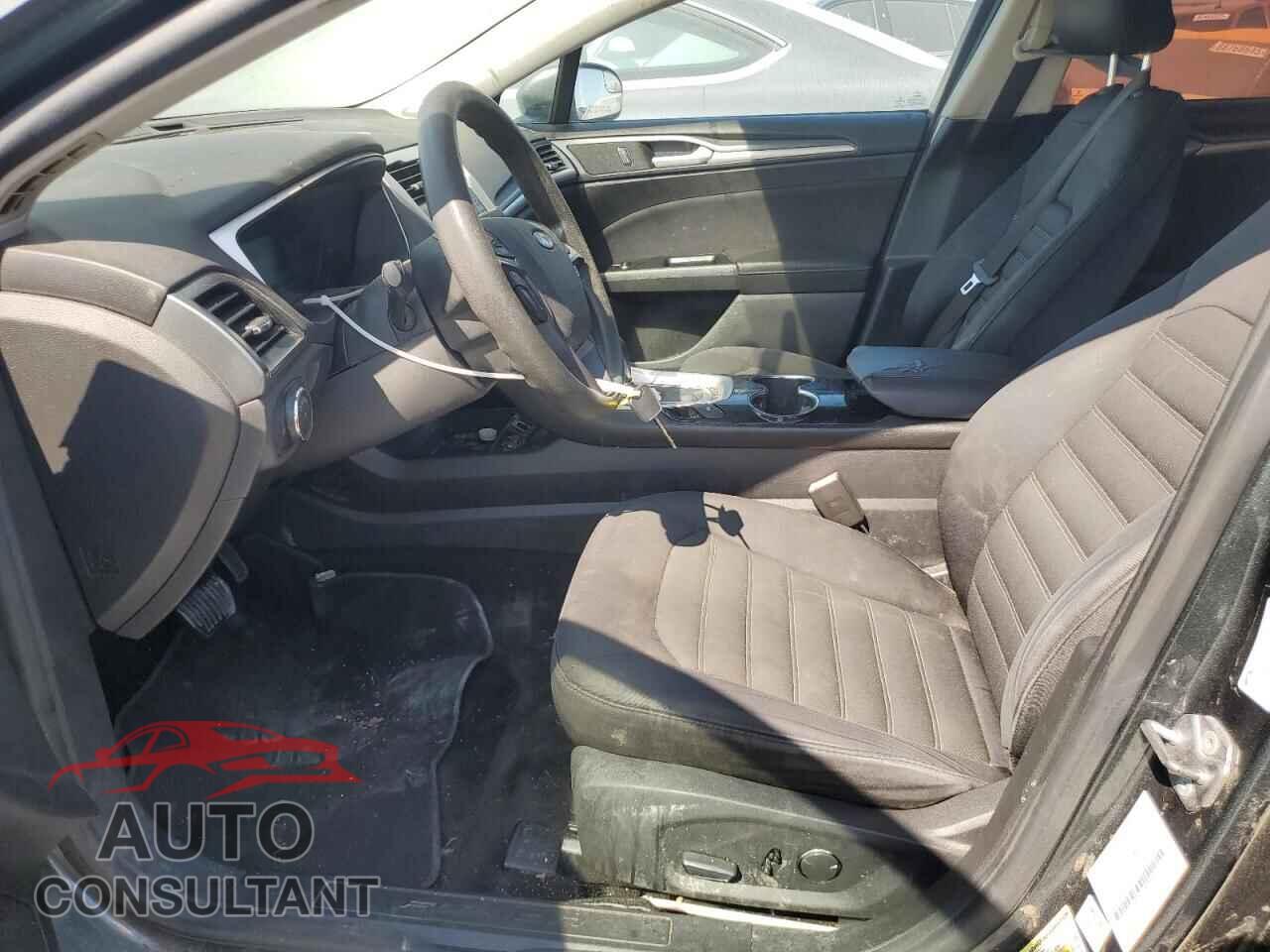 FORD FUSION 2015 - 3FA6P0H71FR185620