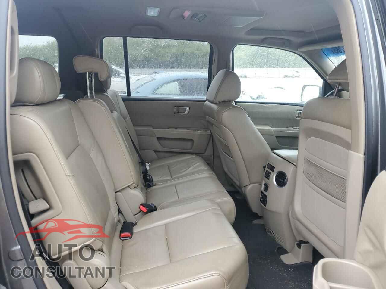 HONDA PILOT 2009 - 5FNYF48619B009743
