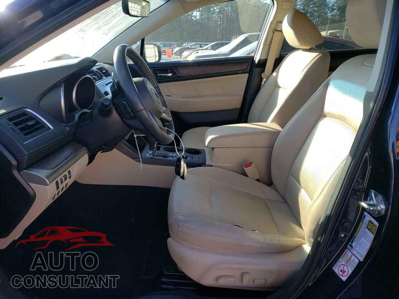 SUBARU OUTBACK 2018 - 4S4BSANC7J3284377