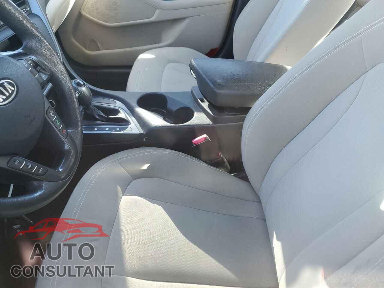 KIA OPTIMA 2011 - KNAGM4A7XB5188275