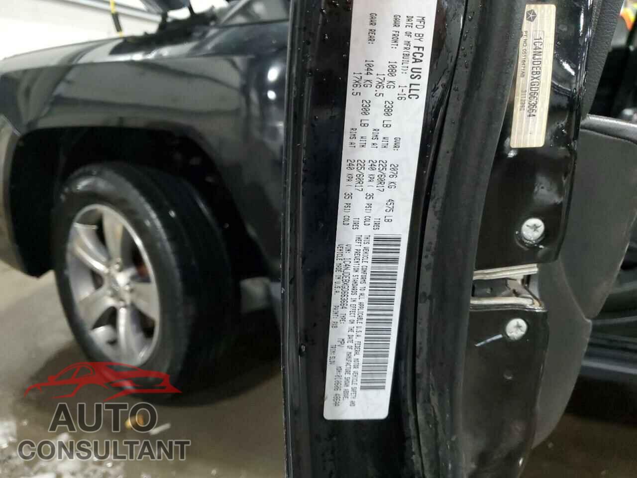 JEEP COMPASS 2016 - 1C4NJDEBXGD663664