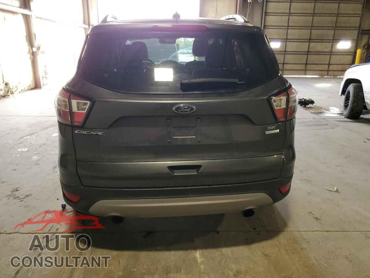 FORD ESCAPE 2018 - 1FMCU0GD2JUD38001