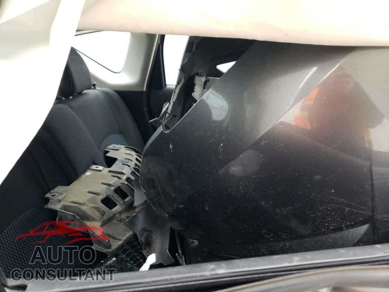 NISSAN VERSA 2017 - 3N1CE2CPXHL365516