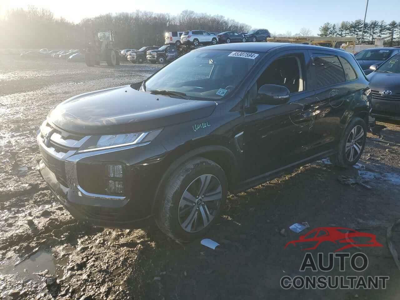 MITSUBISHI OUTLANDER 2021 - JA4ARUAU2MU008287