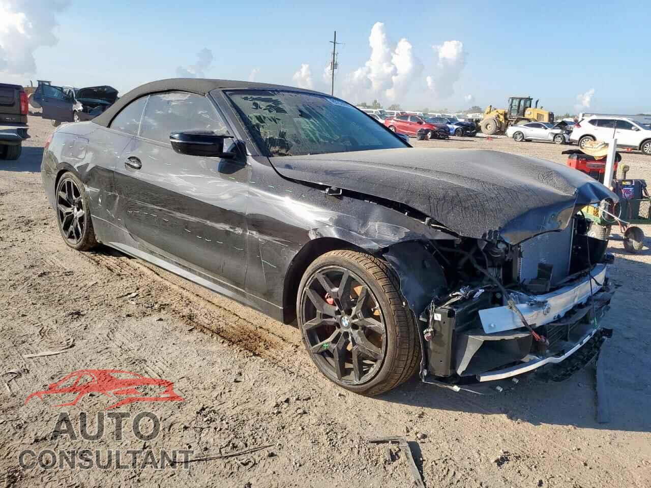 BMW M4 2025 - WBA63DB07SCU08242