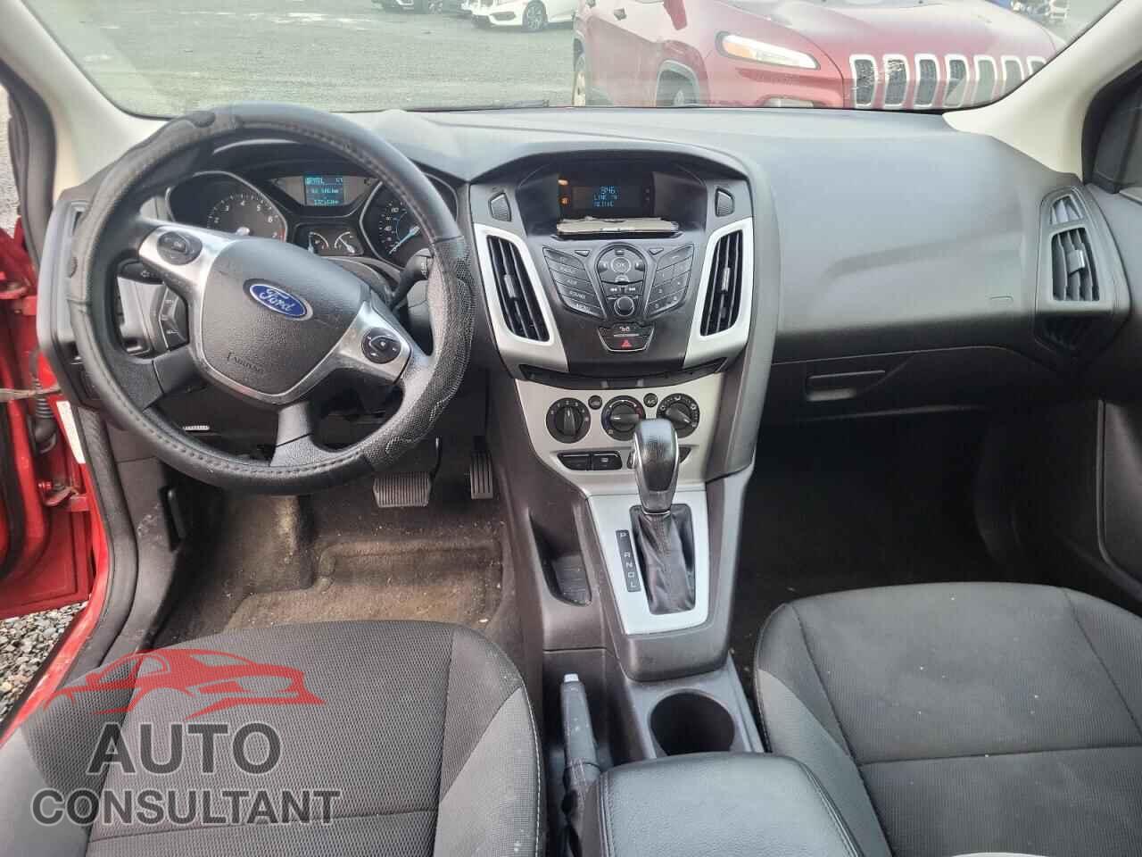 FORD FOCUS 2012 - 1FAHP3F2XCL364458