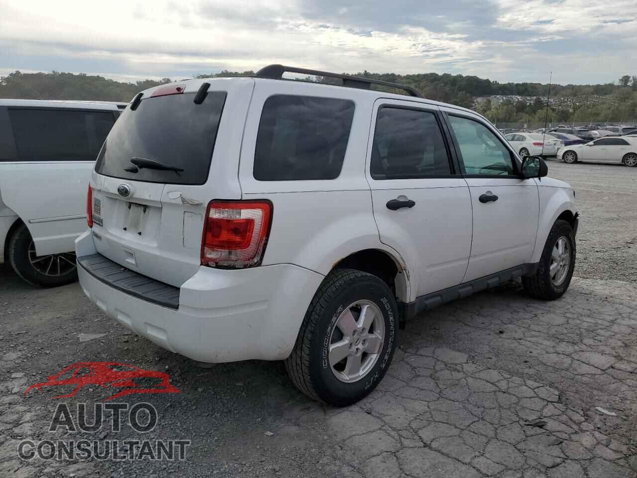 FORD ESCAPE 2011 - 1FMCU9D73BKB74256
