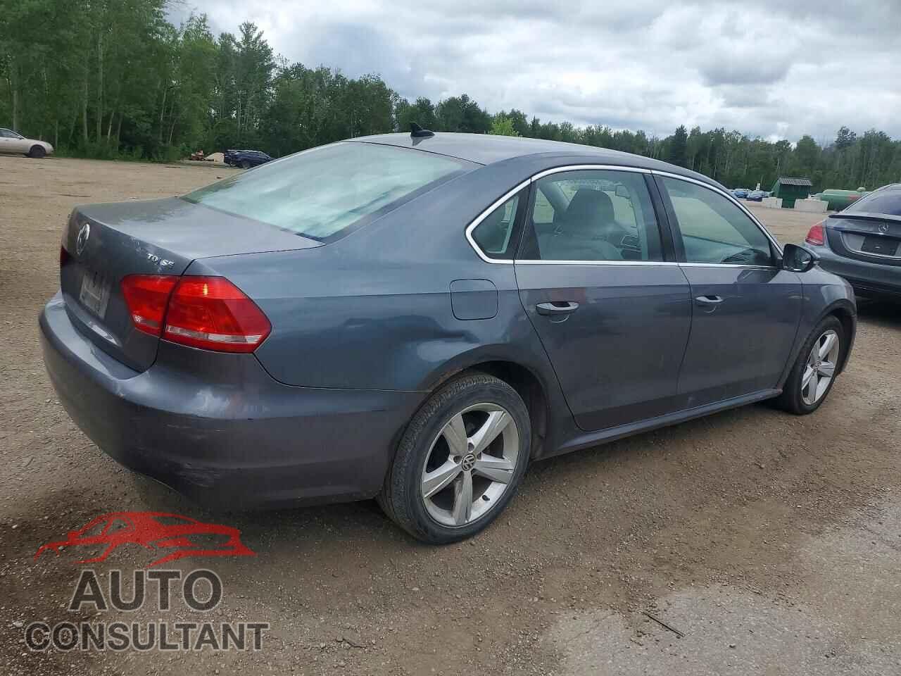 VOLKSWAGEN PASSAT 2012 - 1VWBN7A35CC029540
