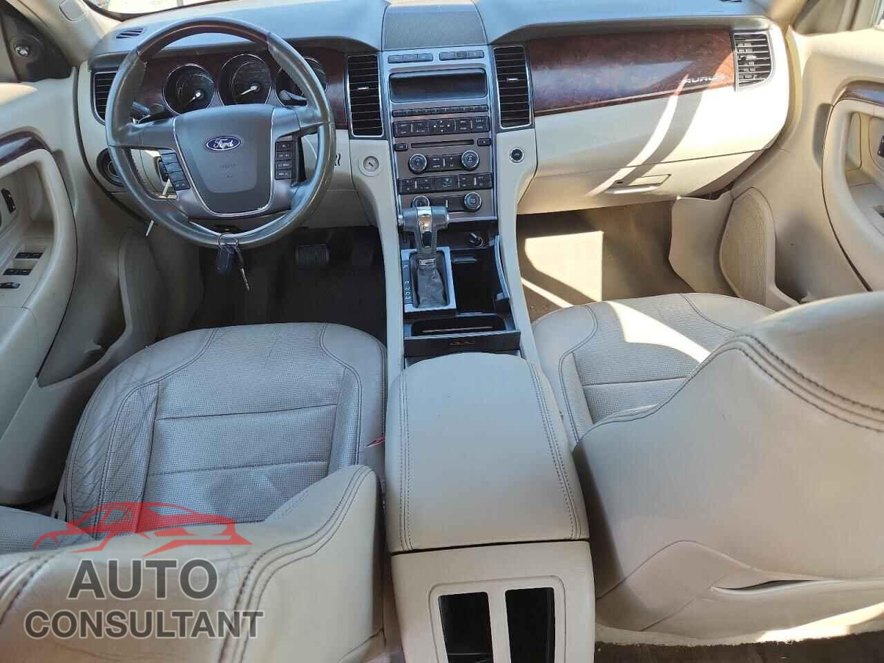 FORD TAURUS 2010 - 1FAHP2FW9AG134543