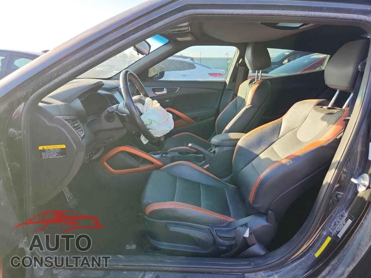 HYUNDAI VELOSTER 2016 - KMHTC6AE6GU299560