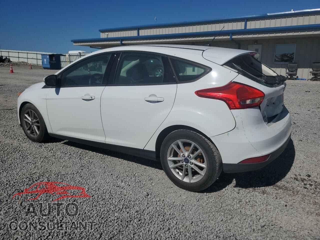 FORD FOCUS 2017 - 1FADP3K28HL296642