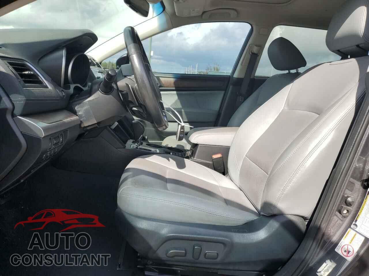 SUBARU OUTBACK 2018 - 4S4BSANC4J3230146