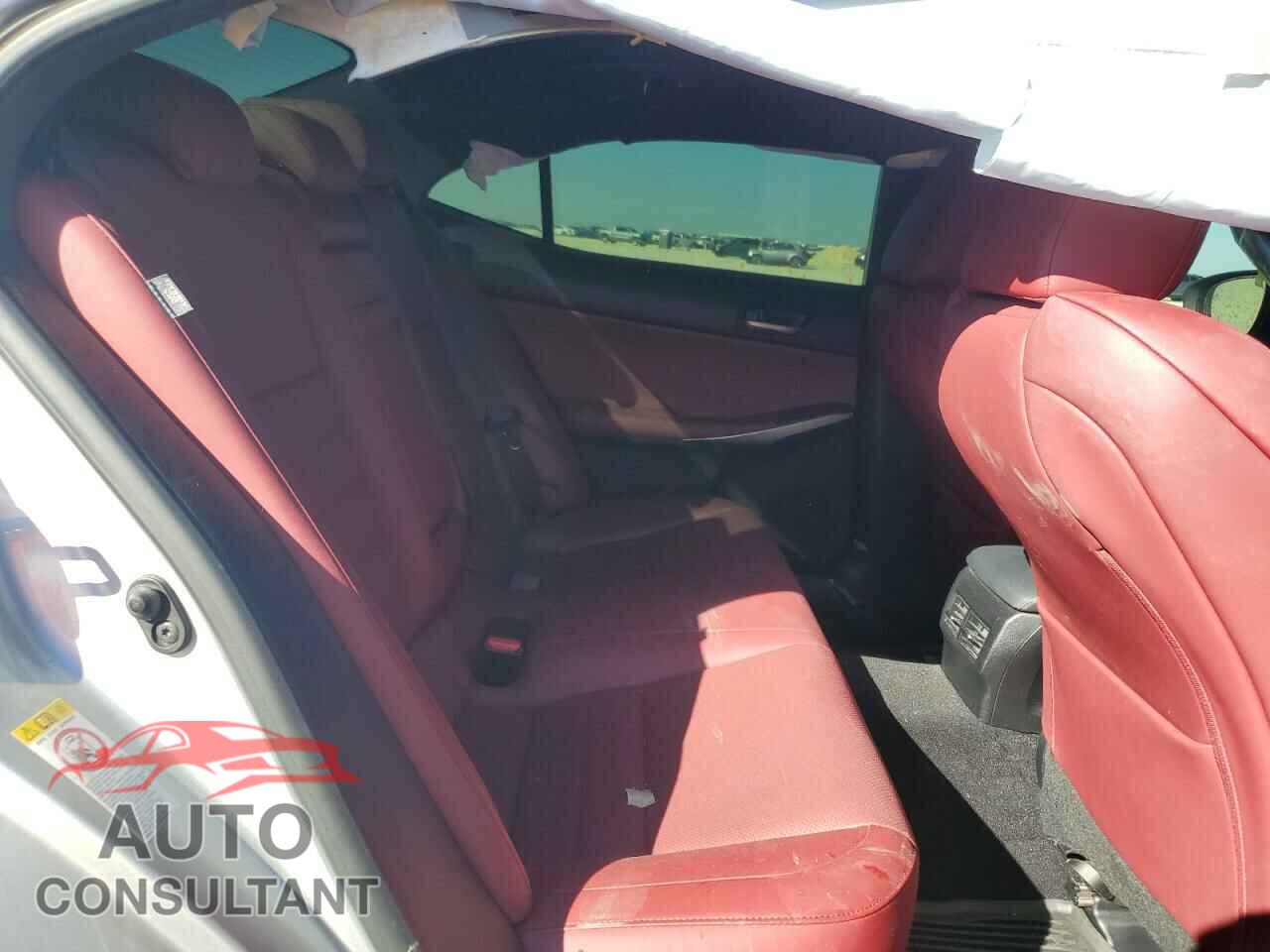 LEXUS IS 2017 - JTHBA1D29H5043384