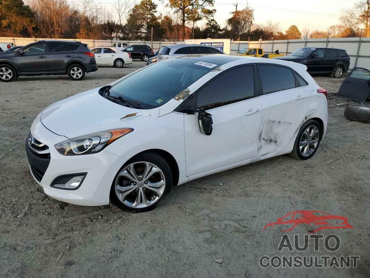 HYUNDAI ELANTRA 2013 - KMHD35LE8DU054072