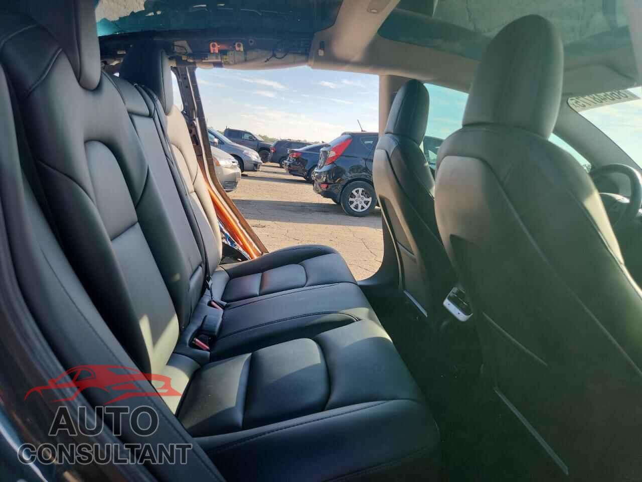 TESLA MODEL 3 2021 - 5YJ3E1EA3MF856633