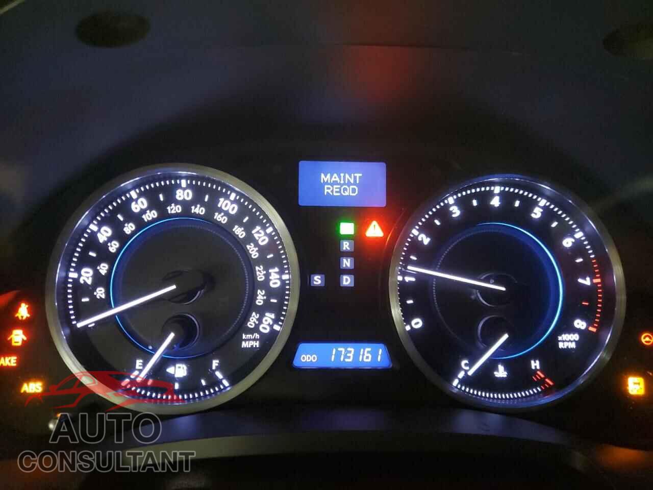 LEXUS IS 2013 - JTHCF5C27D5062167