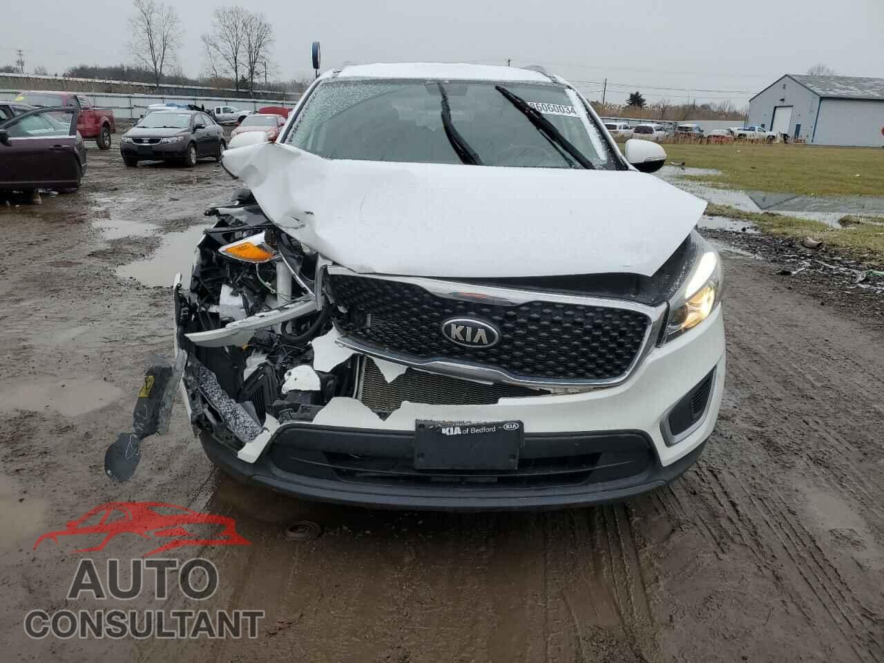 KIA SORENTO 2018 - 5XYPGDA38JG342012
