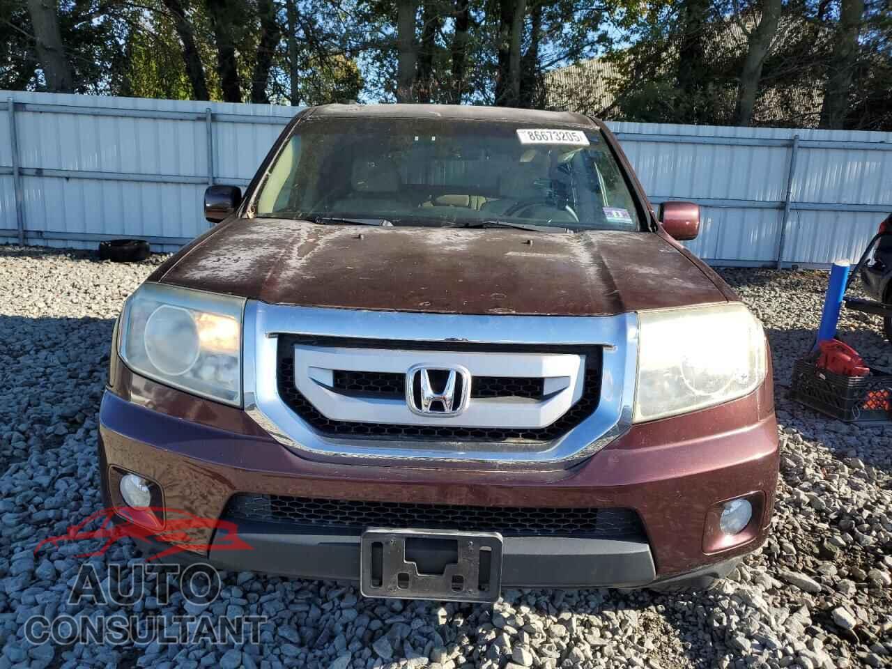 HONDA PILOT 2011 - 5FNYF4H45BB030230