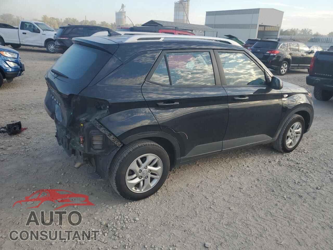 HYUNDAI VENUE 2020 - KMHRC8A33LU019043