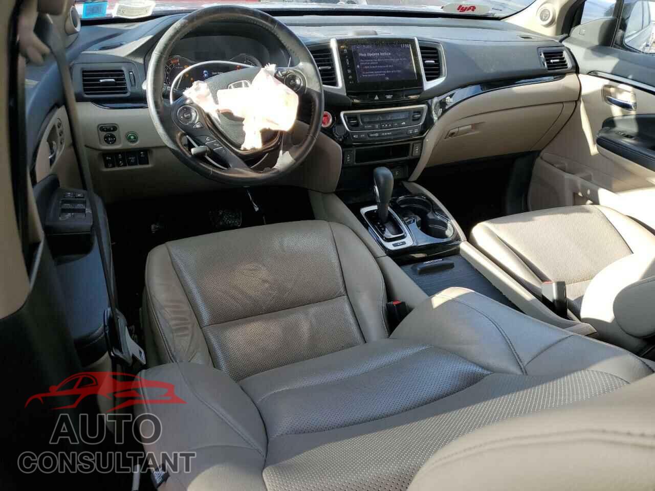 HONDA RIDGELINE 2018 - 5FPYK3F77JB011011