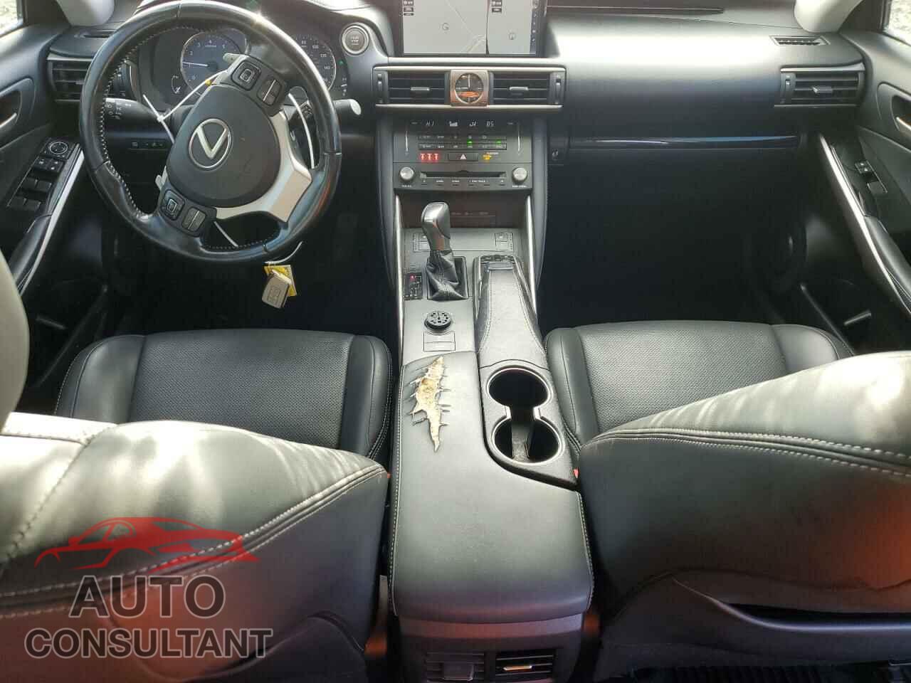 LEXUS IS 2017 - JTHCM1D27H5018320