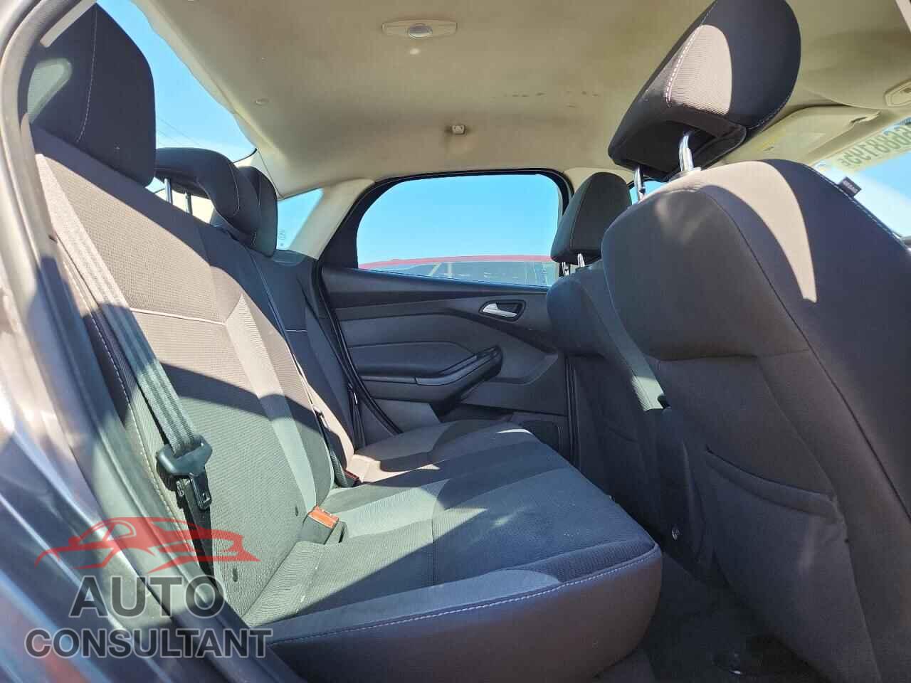 FORD FOCUS 2013 - 1FADP3F2XDL115190