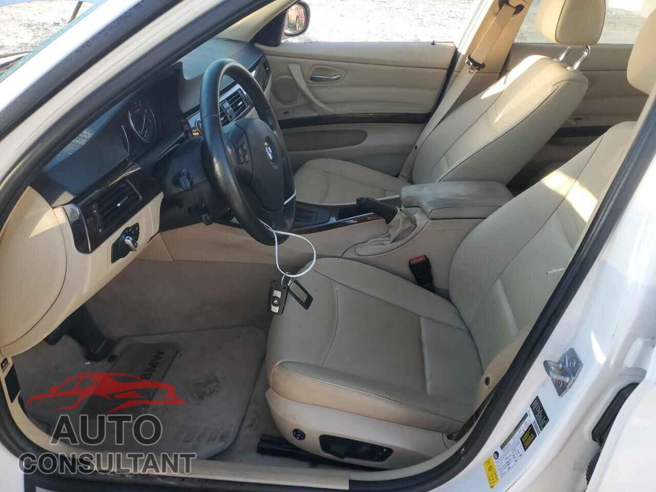 BMW 3 SERIES 2011 - WBAPH7C50BA802226