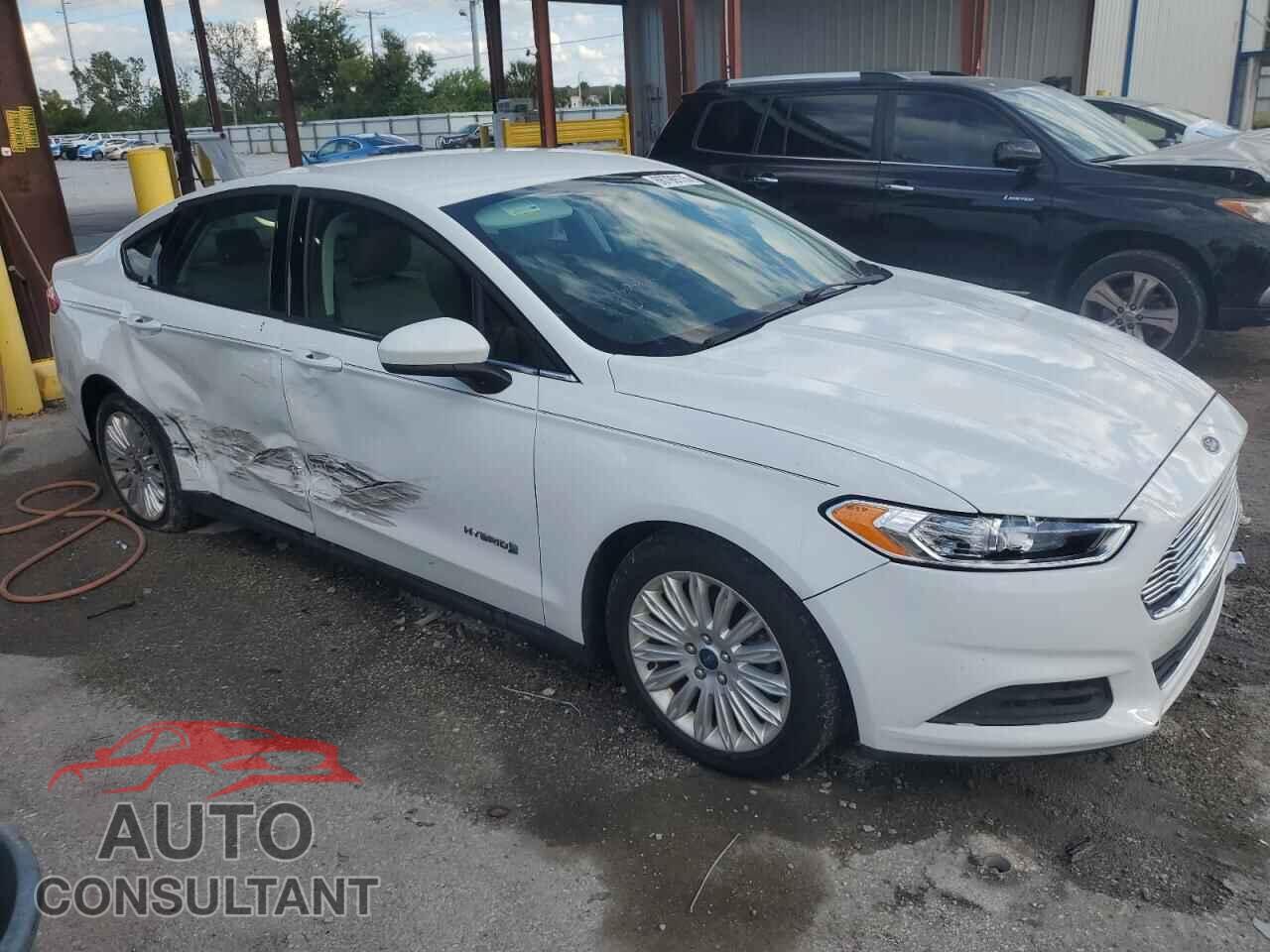 FORD FUSION 2016 - 3FA6P0UU7GR130599